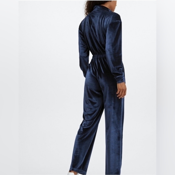 Velour Jumpsuit B4 - Picture 2 of 6
